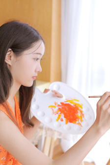 绫见ひかる